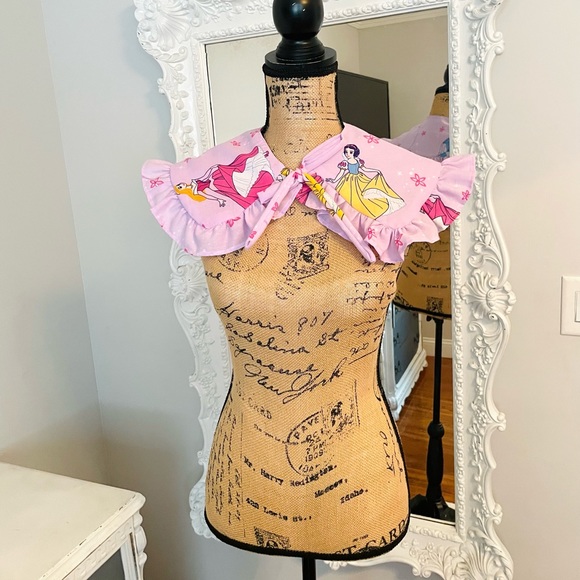 New York Couture Reconstructed VINTAGE Pink Princesses Ruffle Handmade Collar - Picture 5 of 7